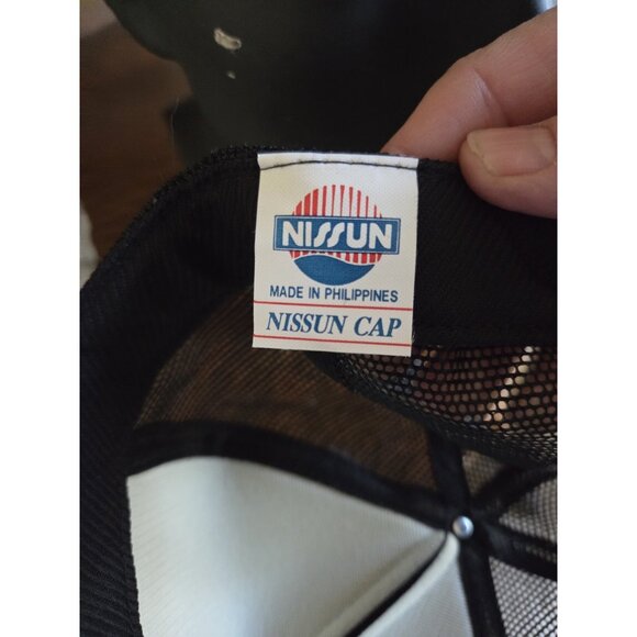 Black Vtg "These colors don't run, never have-never will" Trucker Hat SnapBack - Picture 7 of 7